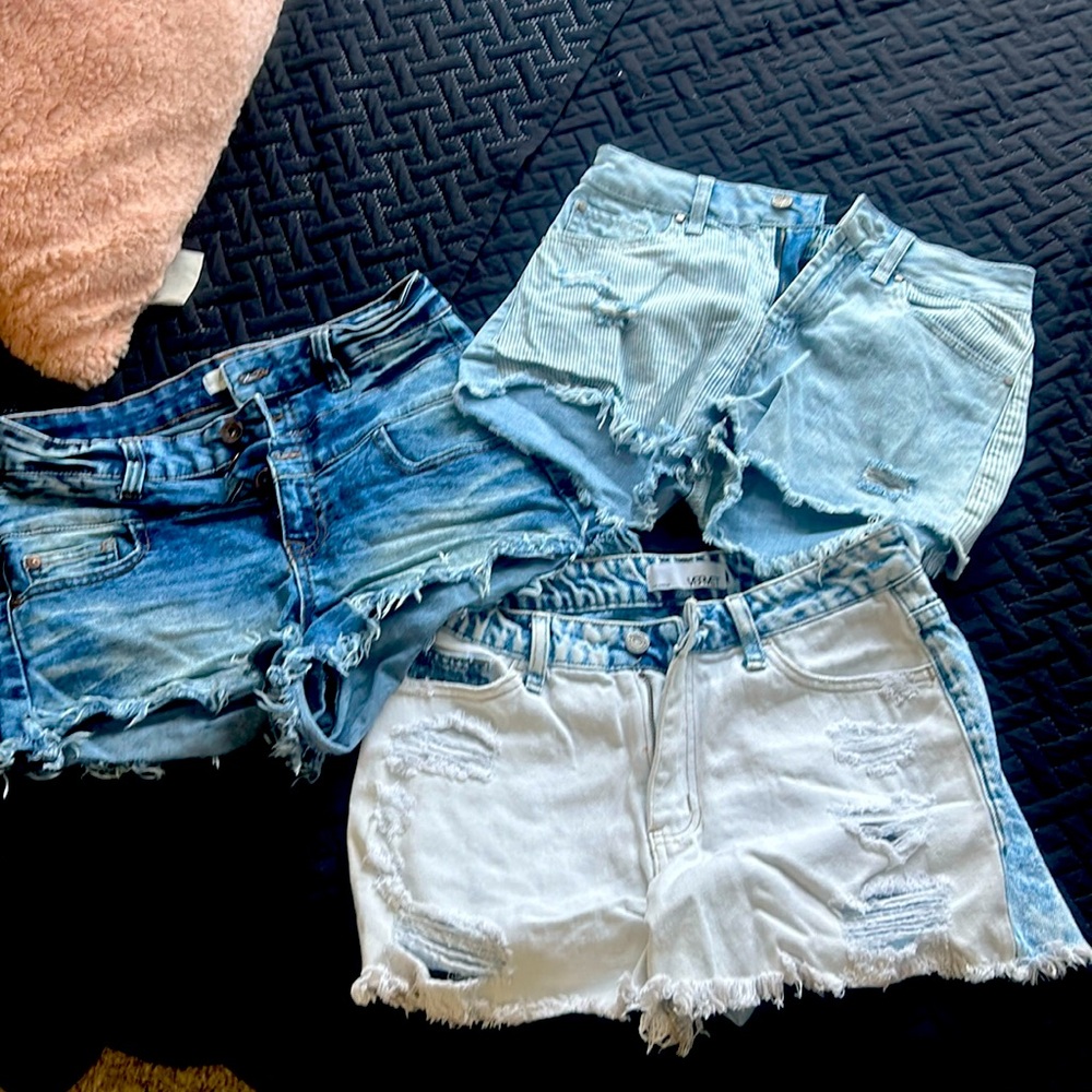 3 pairs of jean shorts